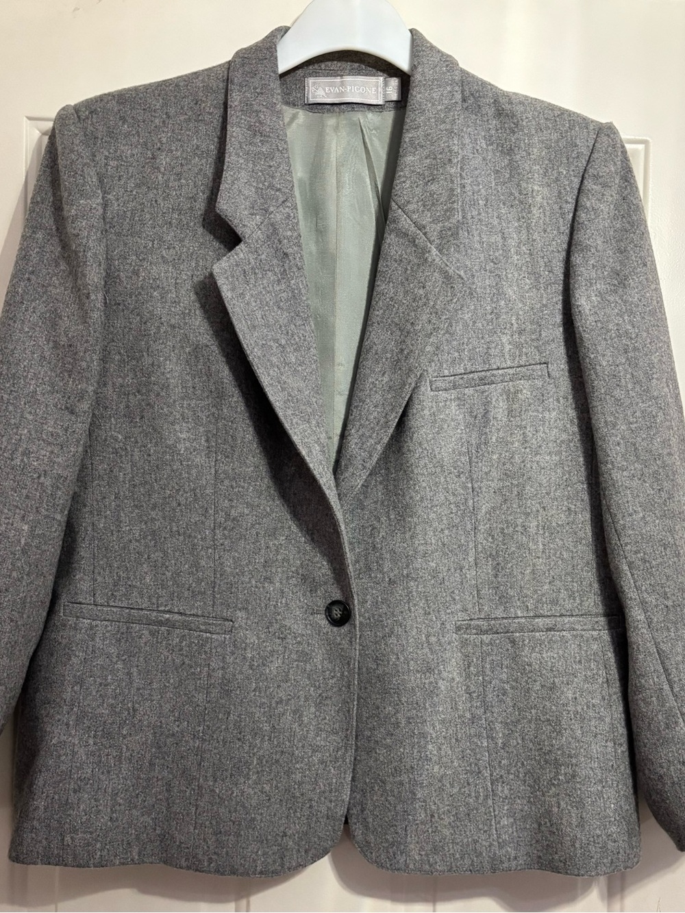 Evan Picone Classic Rich Gray Heathered Blazer (with callouts)